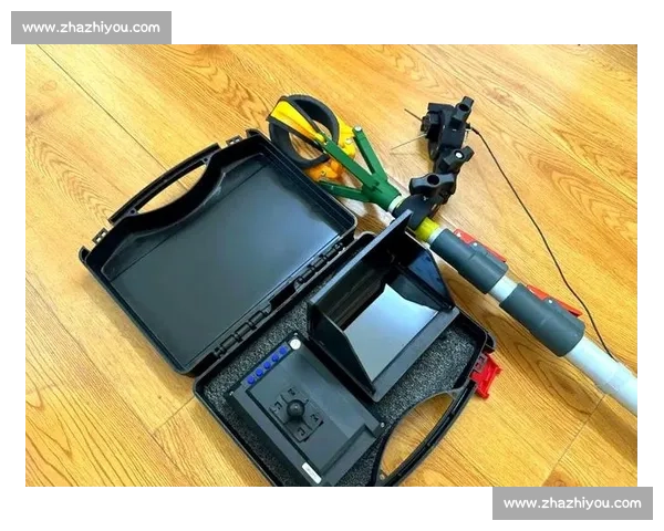 颐和园 “打捞神器” 3 分钟捞起落水手机 游客惊喜发现仍可使用 颐和园 “打捞神器” 3 分钟捞起落水手机 游客惊喜发现仍可使用